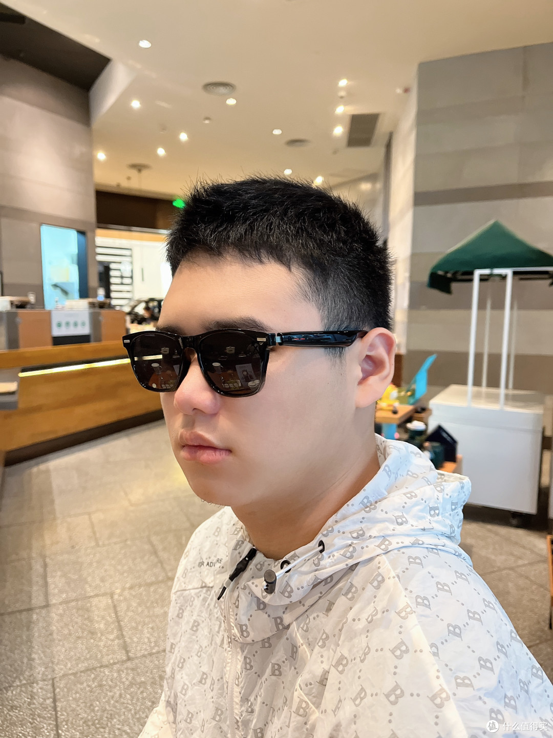 解鎖未來生活新方式 BLINBLIND 13智能藍(lán)牙眼鏡的驚艷魅力
